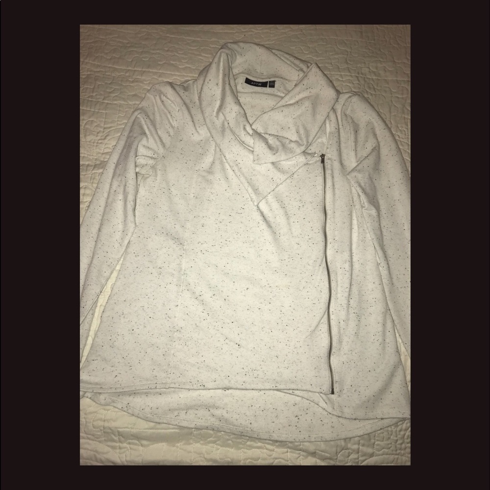 Apt. 9 White space dyed knit moto jacket